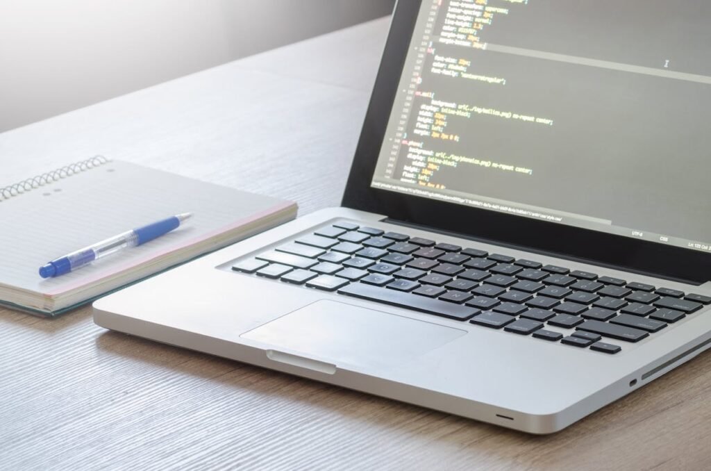 How Virtual Machine Training Supports Hybrid Learning